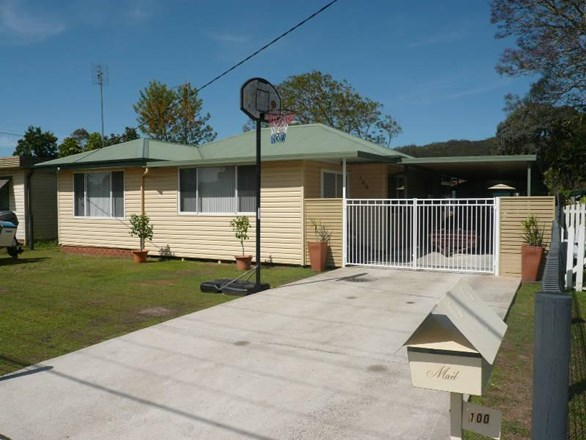 100 Trafalgar Avenue, Umina Beach NSW 2257