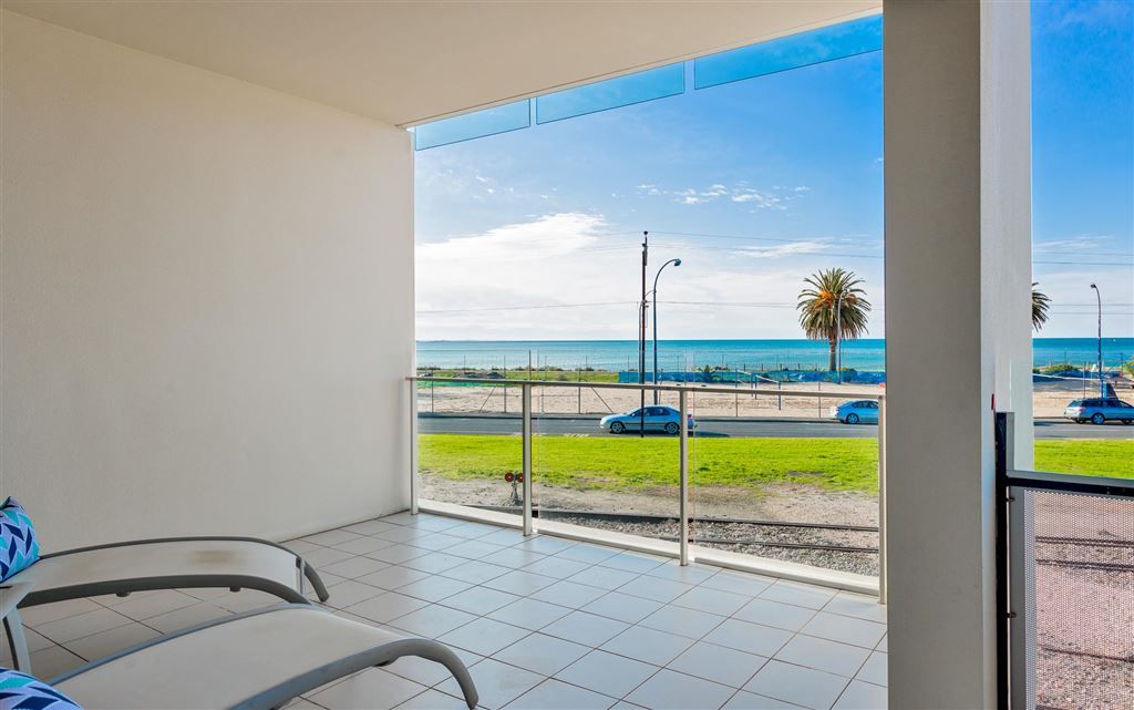 204/162 Hindmarsh Road, Victor Harbor SA 5211, Image 2