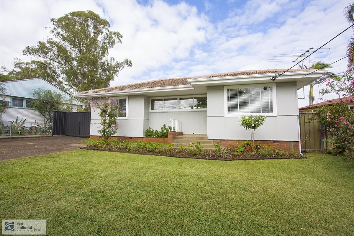 33 Kingarth Street, Busby NSW 2168, Image 0