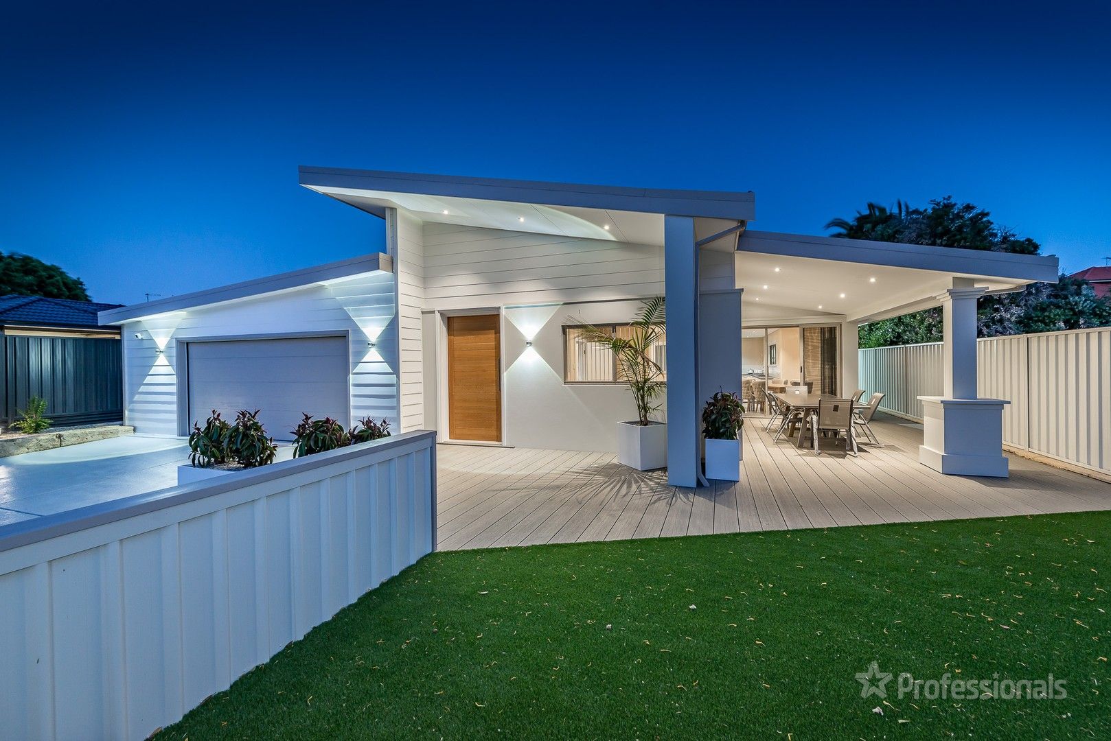 4 bedrooms House in 21a Driftwood Rise QUINNS ROCKS WA, 6030