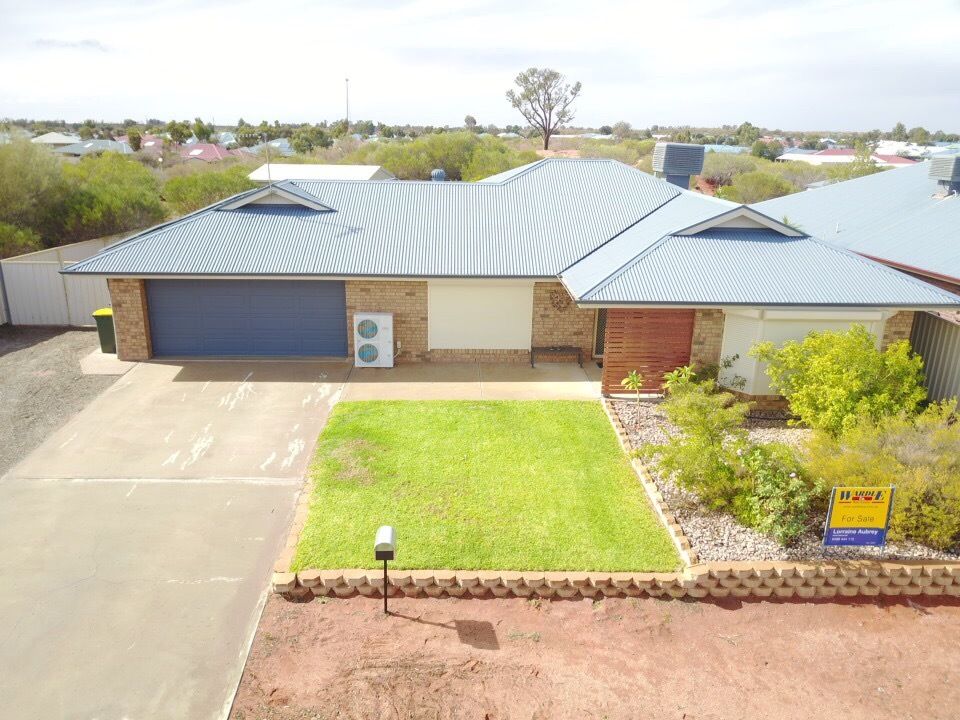 15 Planigale Dr, Roxby Downs SA 5725, Image 0