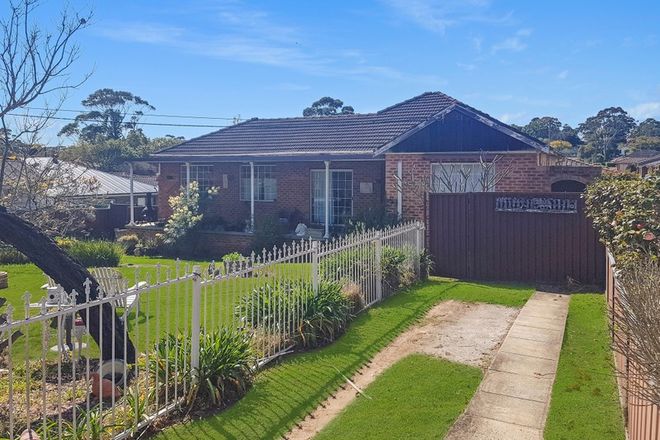 Picture of 14 Oakwood Street, SUTHERLAND NSW 2232