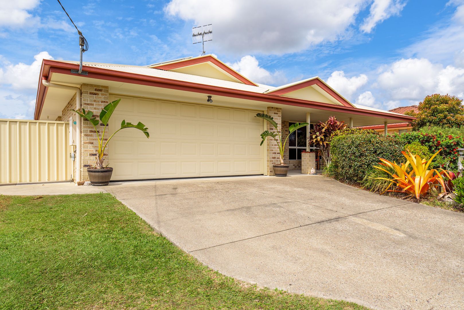 65 Marco Polo Drive, Cooloola Cove QLD 4580