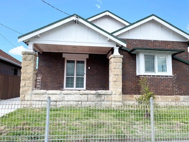 3 bedrooms House in 4 George Street ROCKDALE NSW, 2216