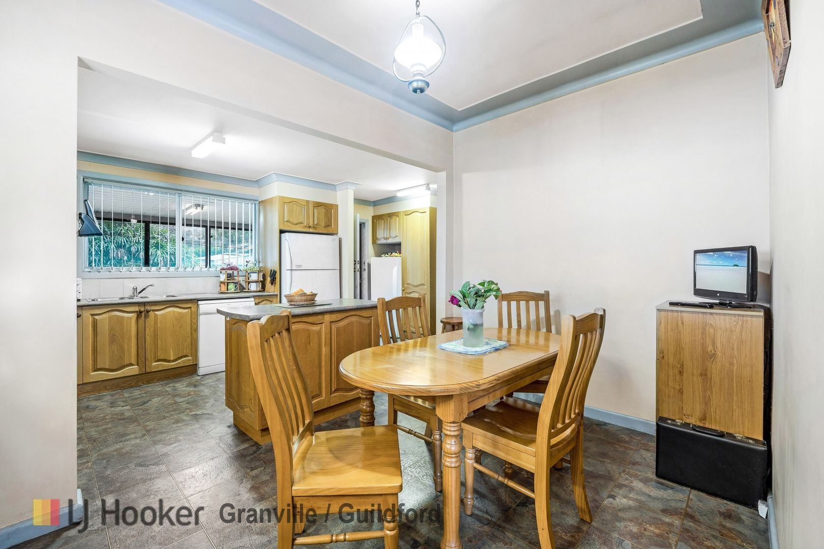 71 Dennistoun Avenue, Guildford NSW 2161, Image 2