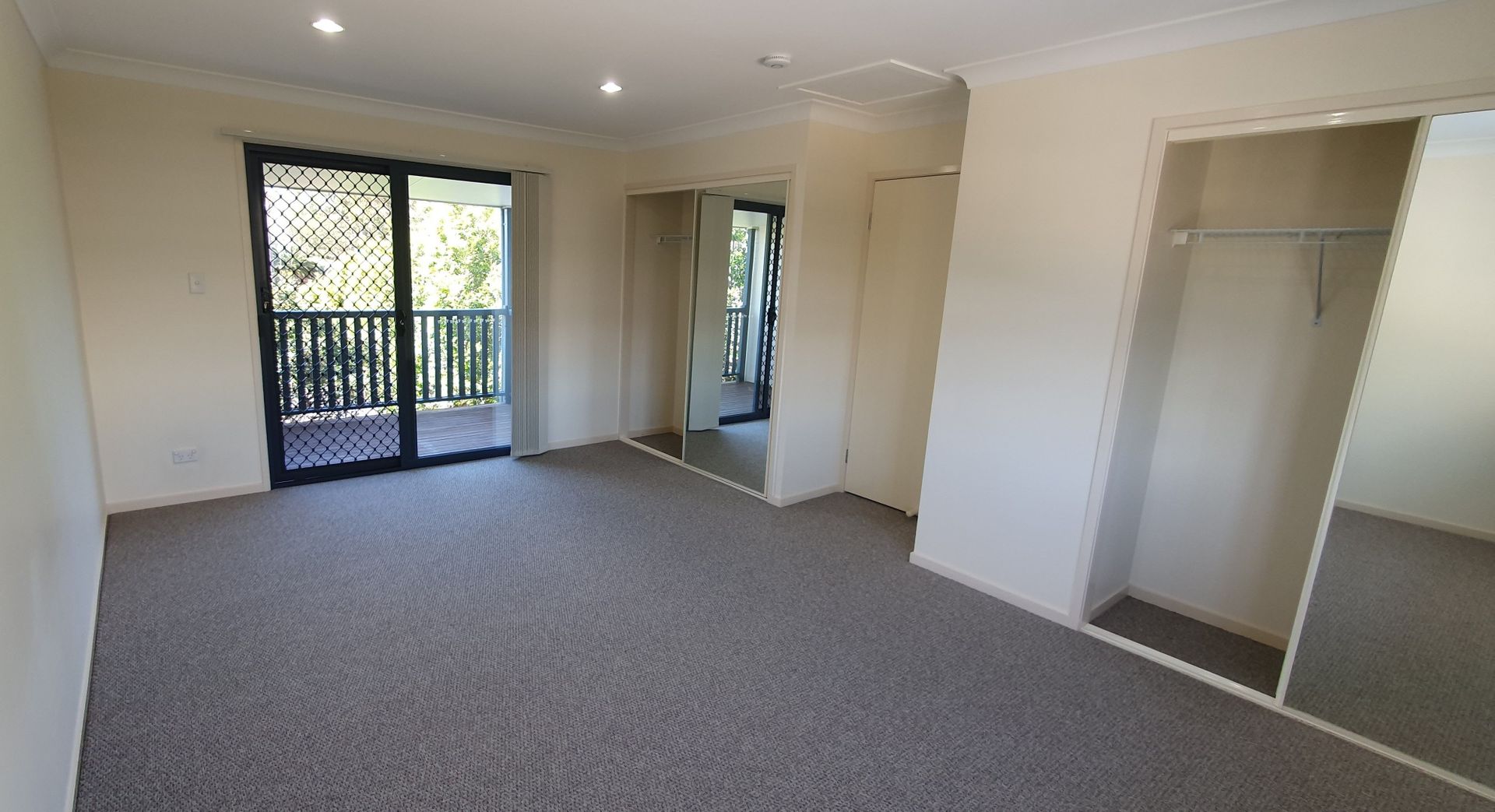 UNIT 2/337 SPRING STREET, Kearneys Spring QLD 4350, Image 1