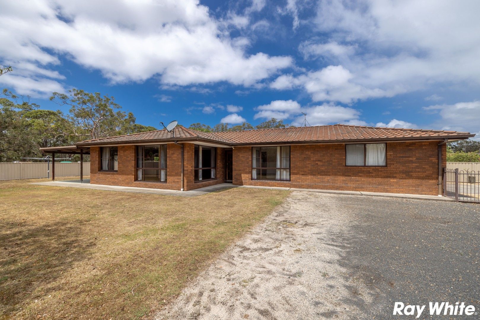 15 Aurum Place, Forster NSW 2428 House For Rent 520 Domain
