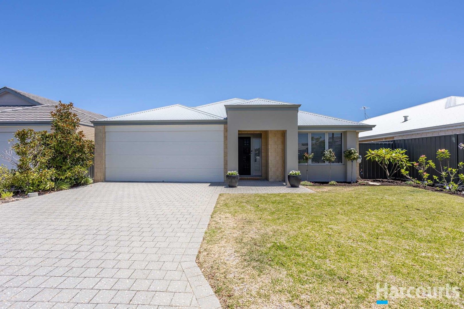 3 bedrooms House in 93 Raeside Drive LANDSDALE WA, 6065