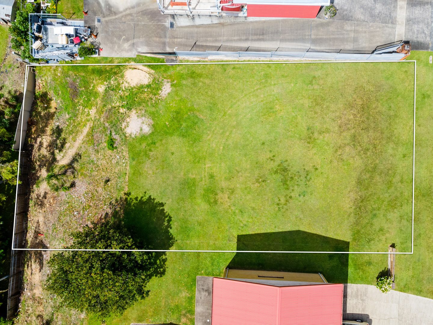 12 Seaview Parade, Elanora QLD 4221, Image 2