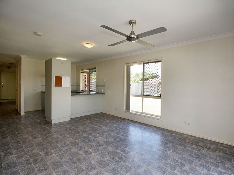 59 Murrumbidgee Street, Hillcrest QLD 4118, Image 2