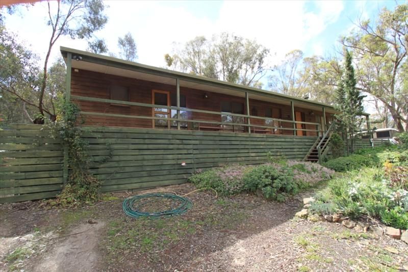 94 Hjorths Road, Toolern Vale VIC 3337, Image 2