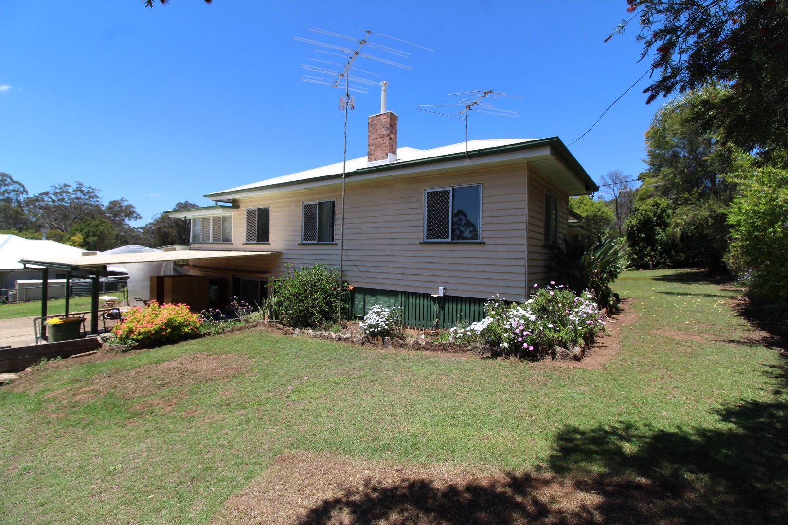 Property Report for 2 Andrews Road, Crows Nest QLD 4355