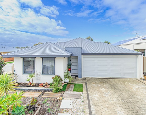 16 Pardillo Way, Caversham WA 6055