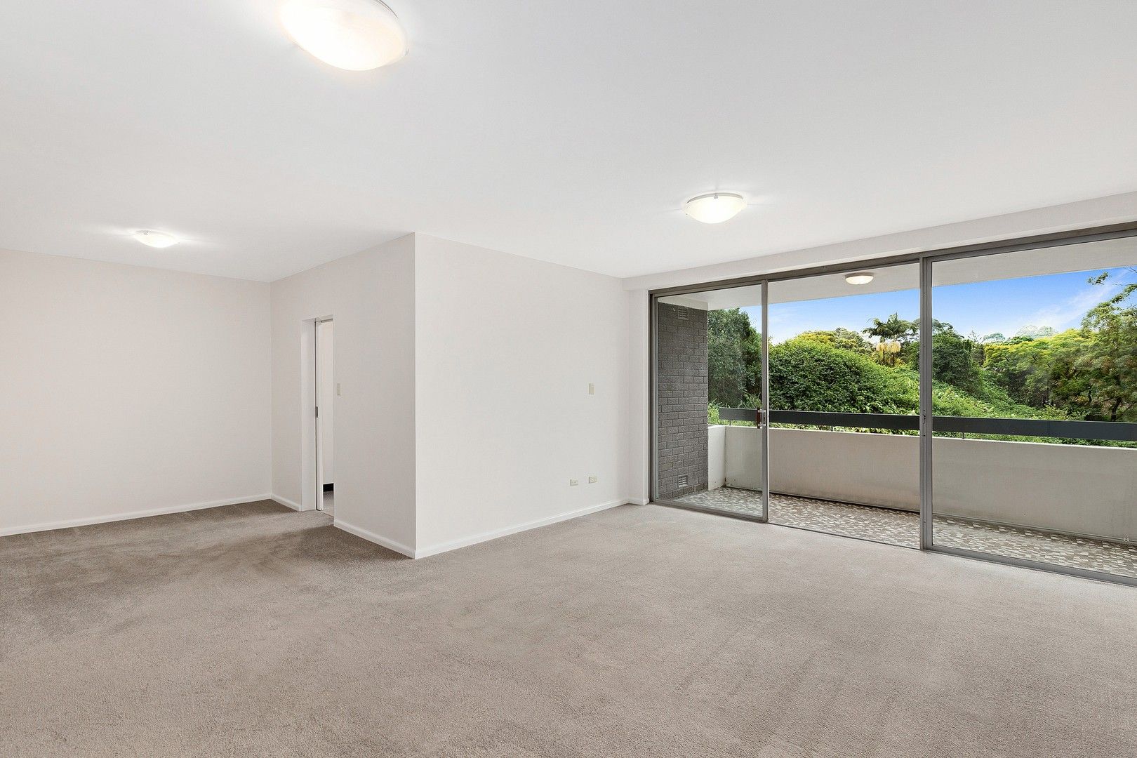 2 bedrooms Apartment / Unit / Flat in 15/268 Longueville Road LANE COVE NSW, 2066