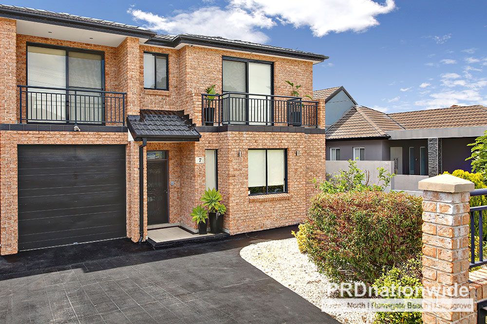 7 Rolestone Avenue, Kingsgrove NSW 2208, Image 1