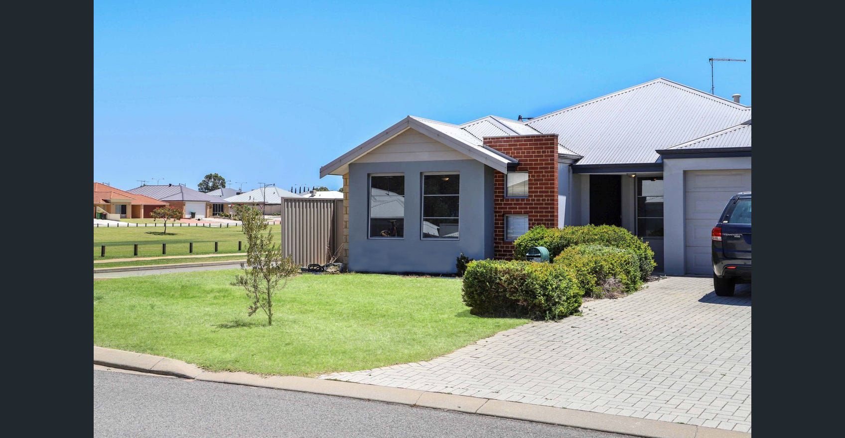 4 bedrooms House in 27 Sorrento Turn BALDIVIS WA, 6171