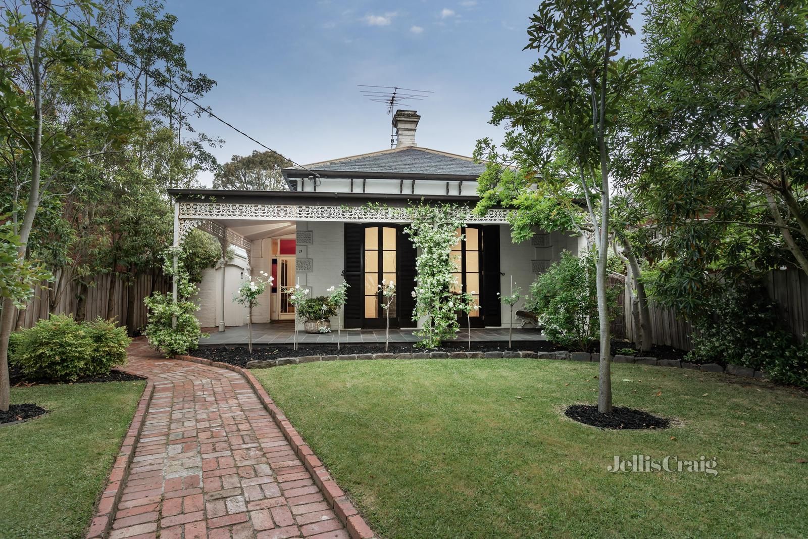 21 Russell Street, Camberwell VIC 3124, Image 2