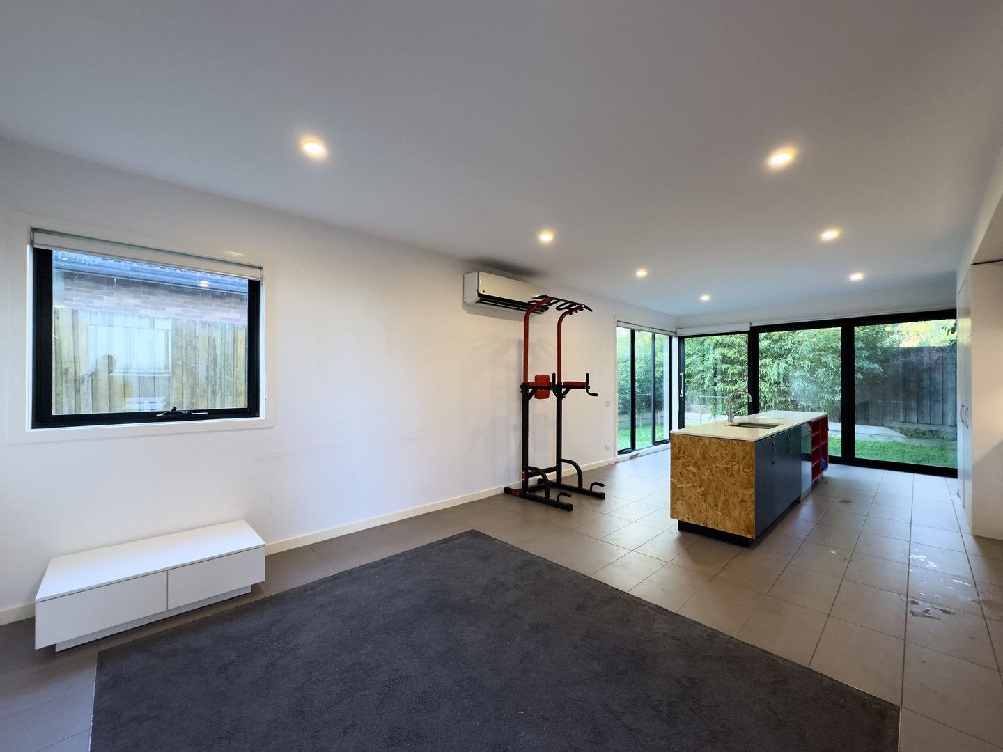 2 bedrooms Townhouse in 3/5 Evans Street CHADSTONE VIC, 3148