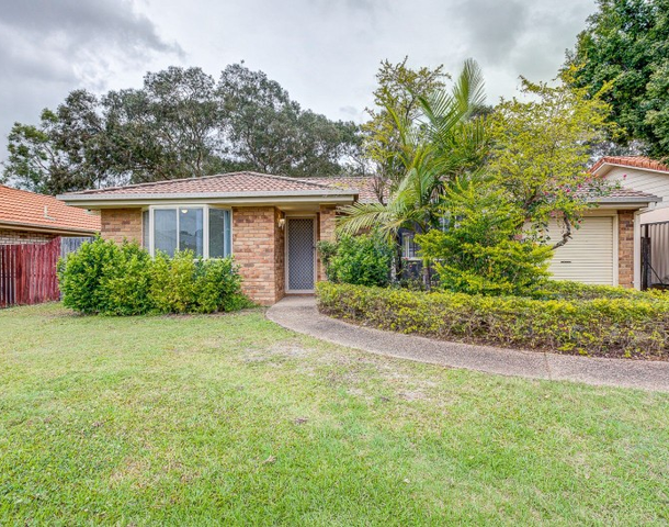 15 Oakwood Drive, Waterford West QLD 4133