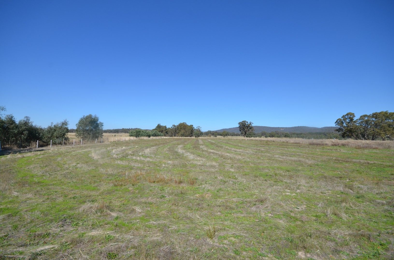 CA 3 Racecourse Road, Redbank VIC 3477, Image 0