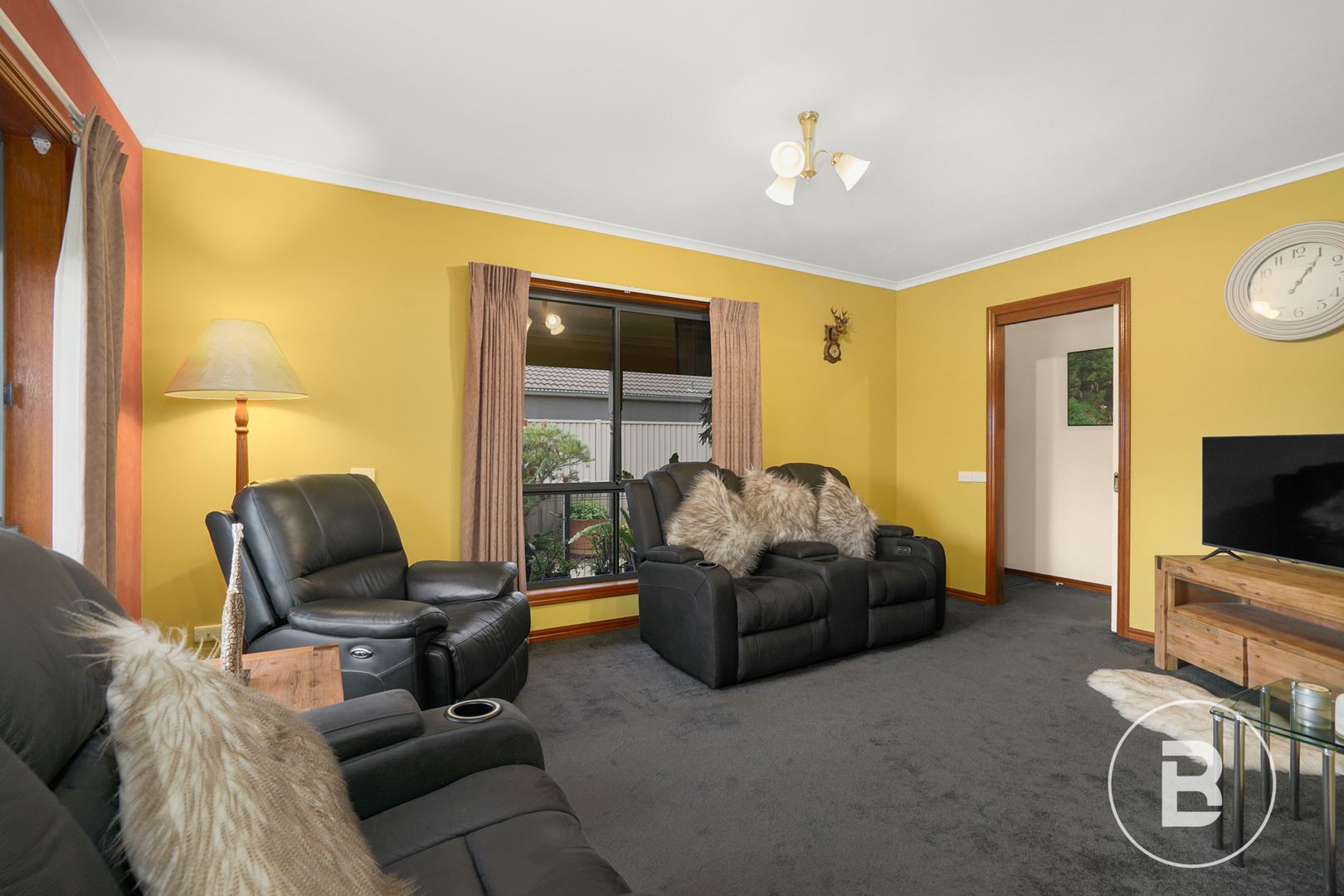 1/75 Hill Street, Sebastopol VIC 3356, Image 2