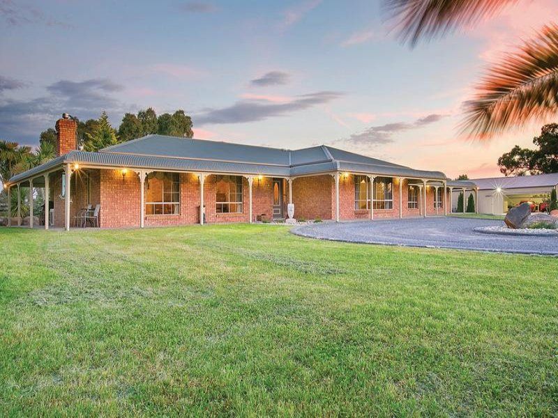 15 Kathleen Court, Haddon VIC 3351, Image 0