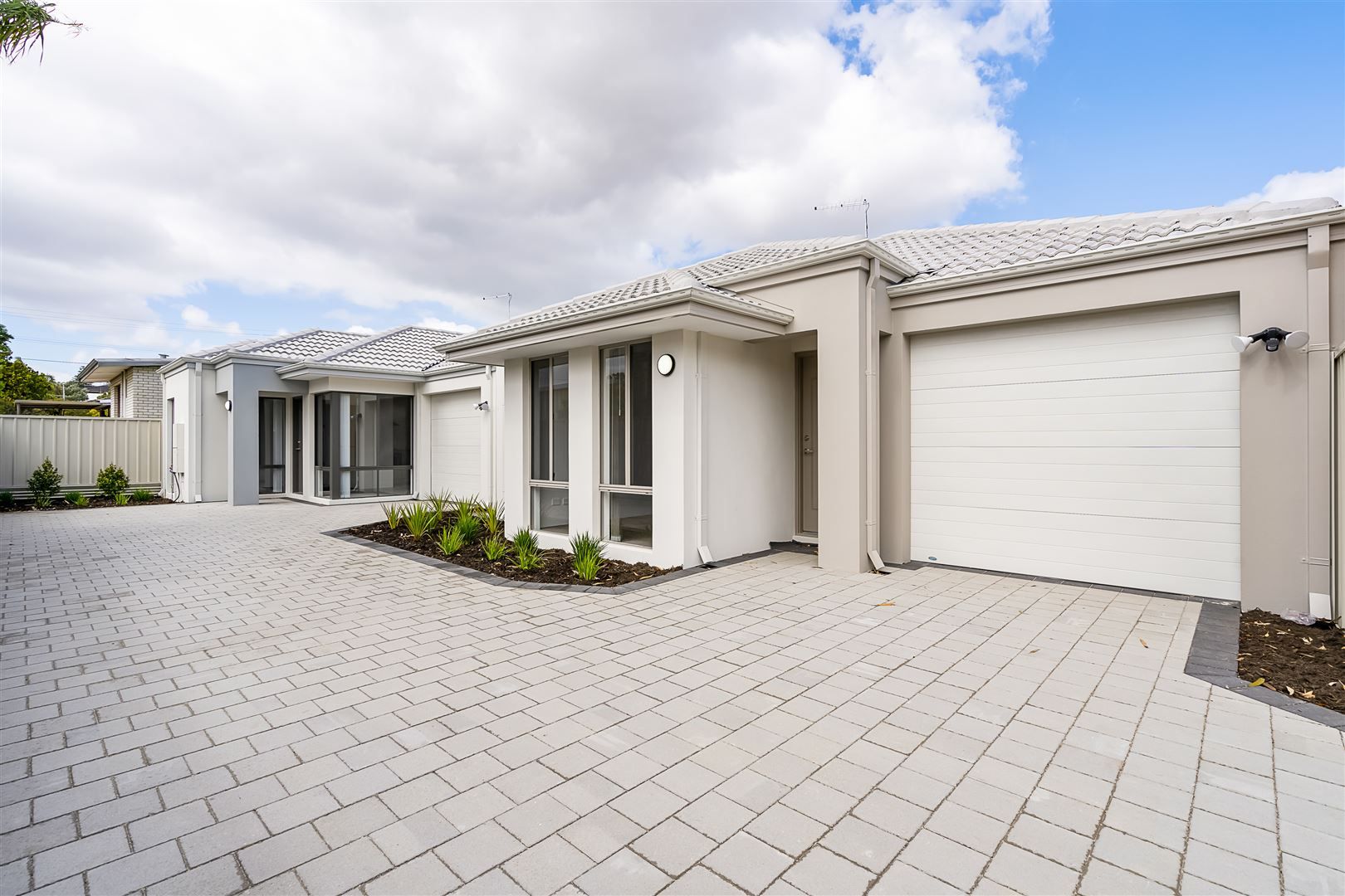 2 bedrooms House in 14B Bohemia Street SPEARWOOD WA, 6163