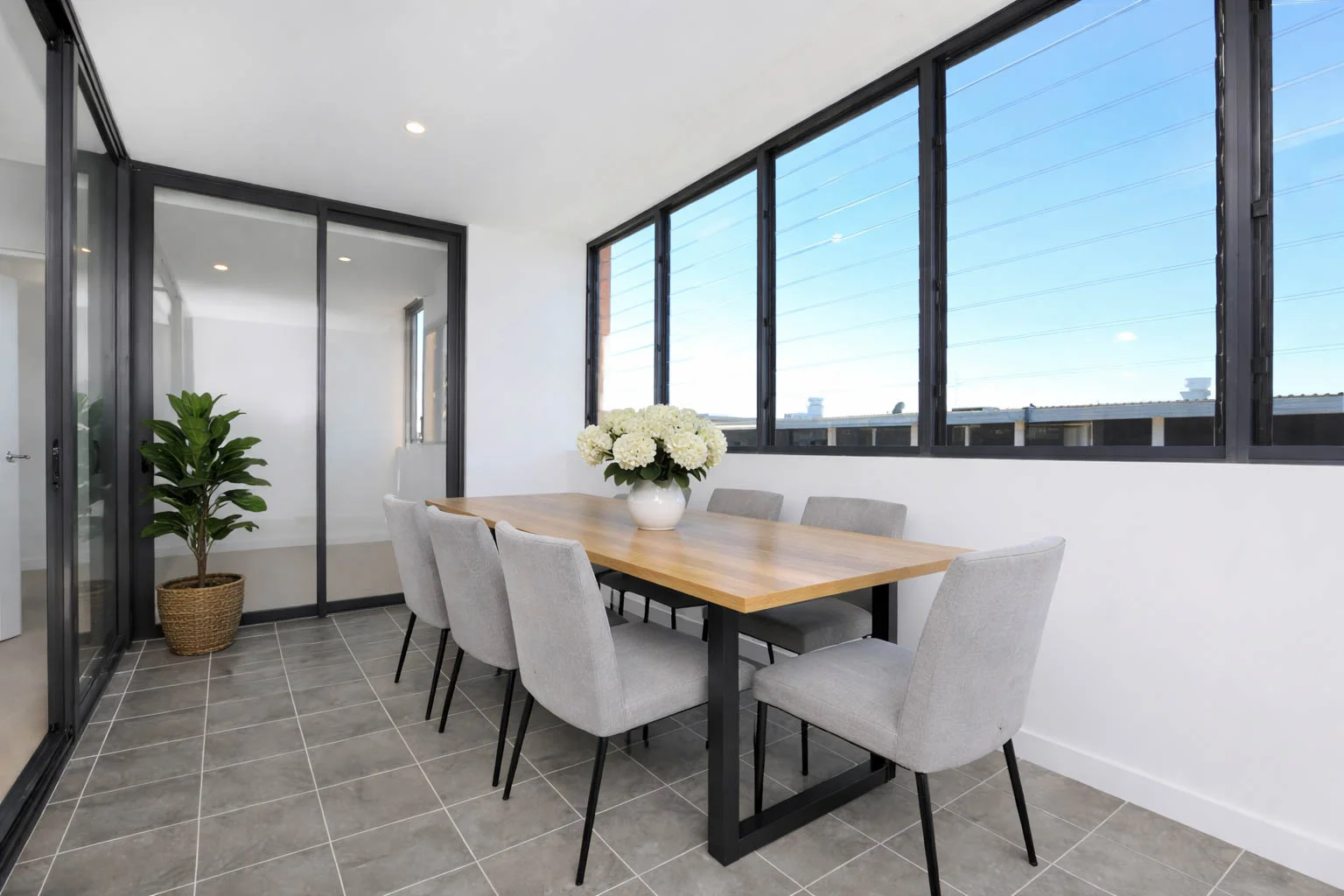 Additional image 3 of 507/16-22 Sturdee Parade, Dee Why NSW 2099