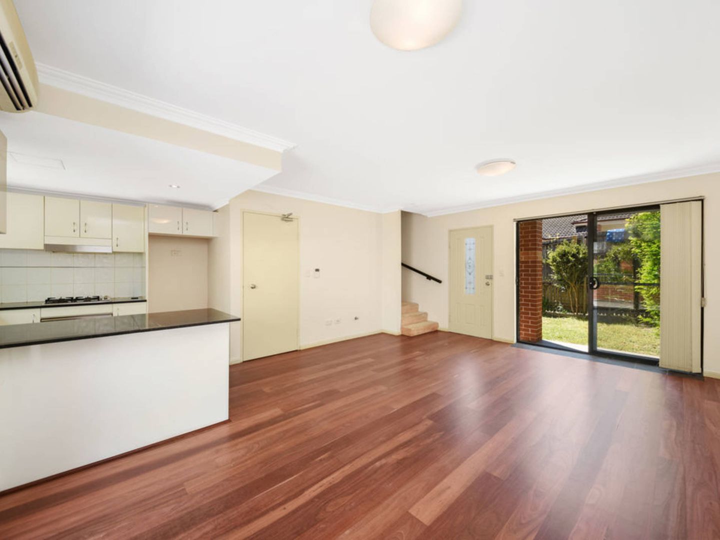 20/10-16 Forbes Street, Hornsby NSW 2077, Image 2