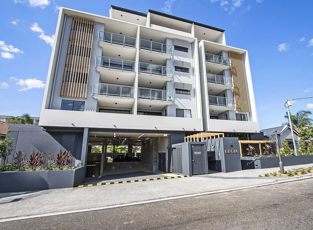 3 bedrooms Apartment / Unit / Flat in 7/21-23 Sparkes St CHERMSIDE QLD, 4032