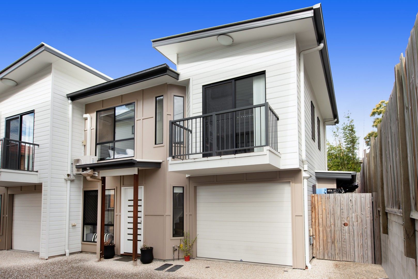 3 bedrooms Apartment / Unit / Flat in 5/15 Rutland Street COORPAROO QLD, 4151