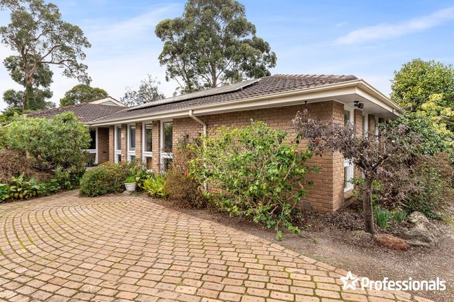 Picture of 8 Bromley Close, FERNTREE GULLY VIC 3156