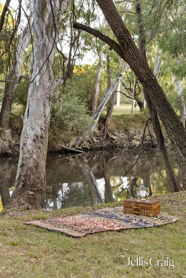 Additional image 17 of 5 Riverside Road, Ivanhoe VIC 3079