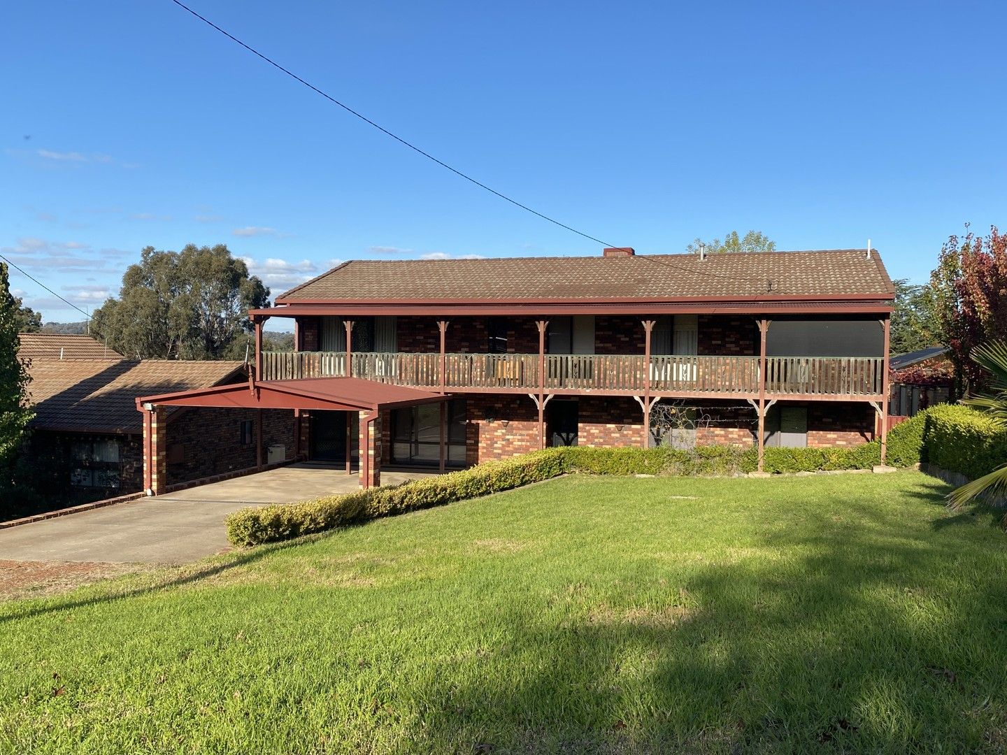 6 bedrooms House in 11 Donaldson Street COOTAMUNDRA NSW, 2590