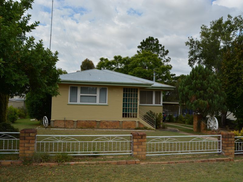 12 Evans Crescent, Warwick QLD 4370, Image 0