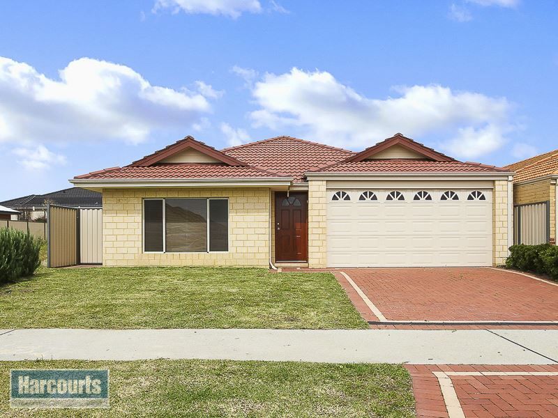 4 bedrooms House in 32 Longwood Bend AUBIN GROVE WA, 6164