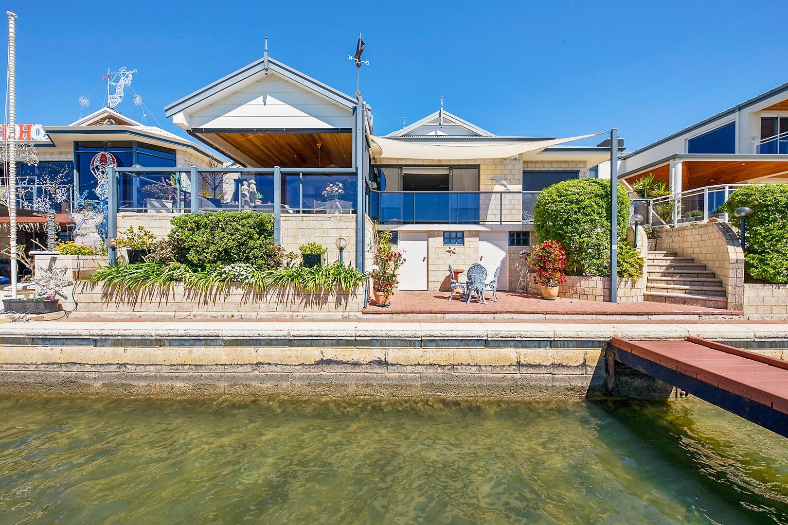3 bedrooms House in 20 Starfire Close HALLS HEAD WA, 6210