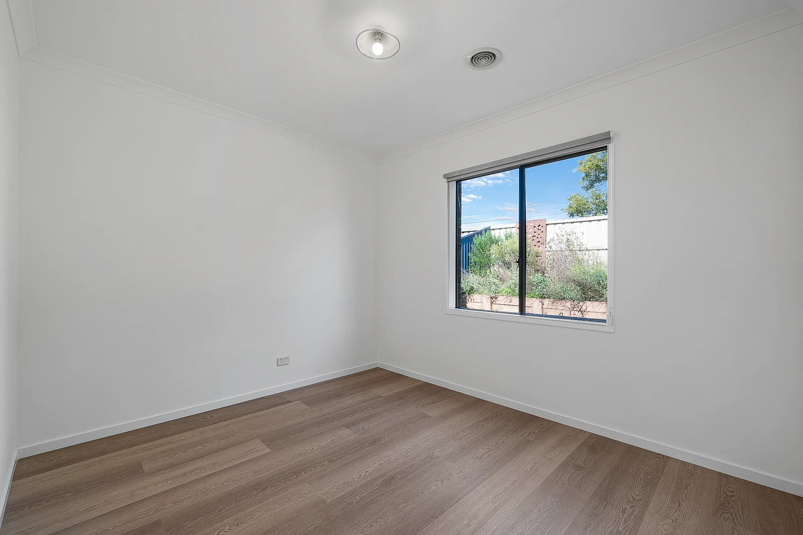 Additional image 5 of 12 Kingsdale Crescent, Pakenham VIC 3810
