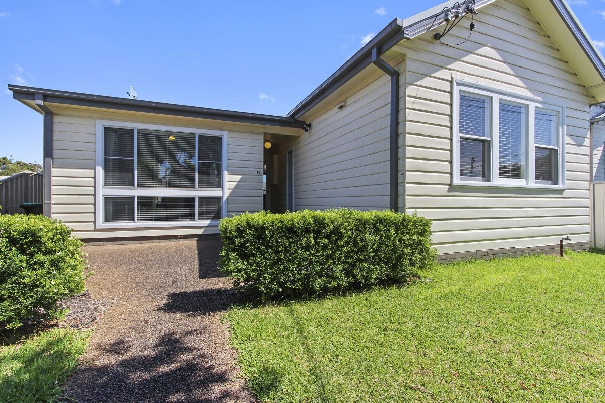 3 bedrooms House in 37 Mackie Avenue NEW LAMBTON NSW, 2305