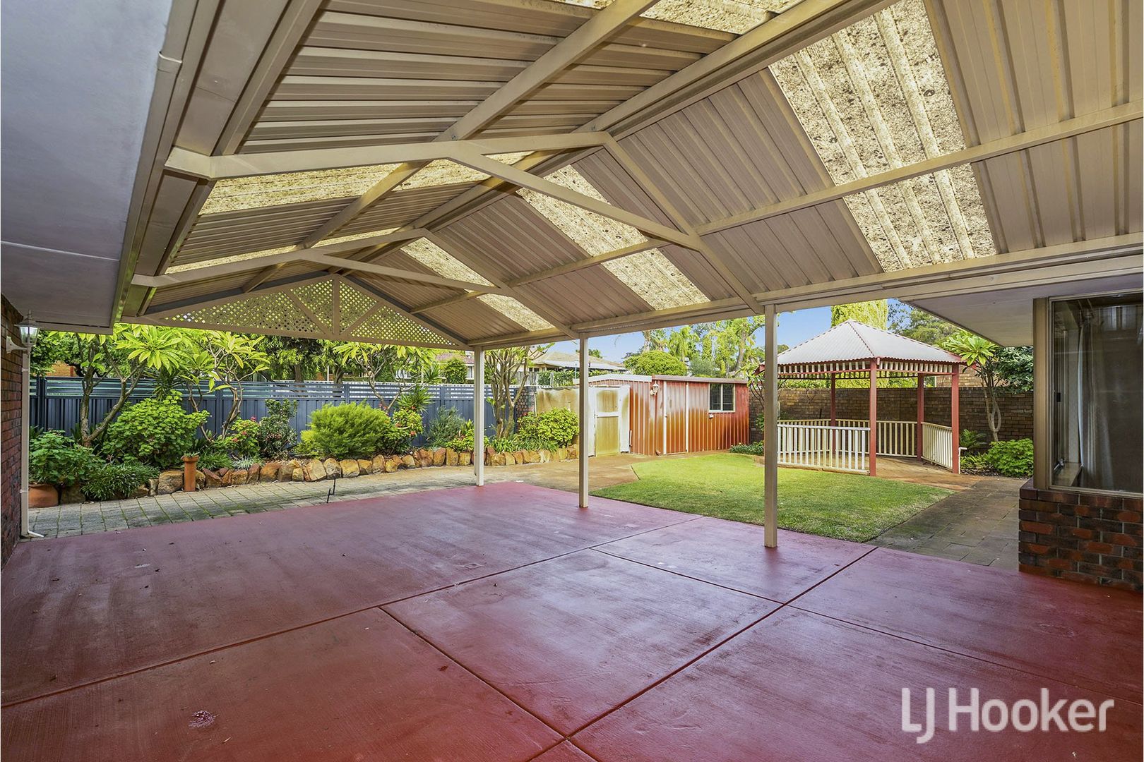 3 bedrooms House in 89 Regency Drive THORNLIE WA, 6108