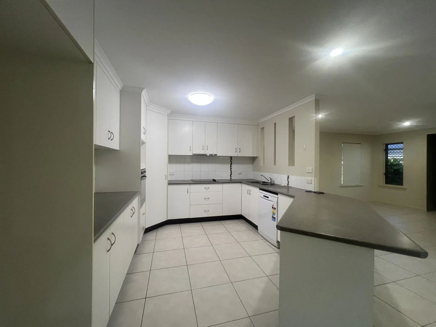 Additional image 3 of 21 Manning Street, Rural View QLD 4740