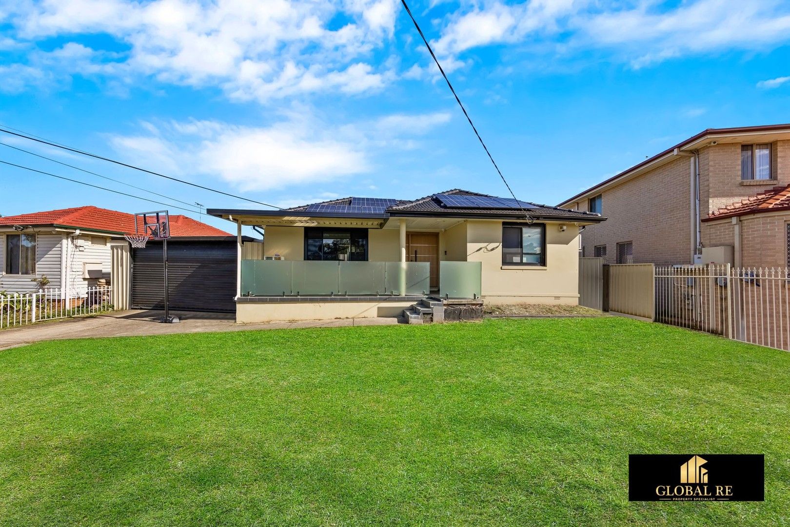 3 bedrooms House in 17 Yarrangobilly Street HECKENBERG NSW, 2168