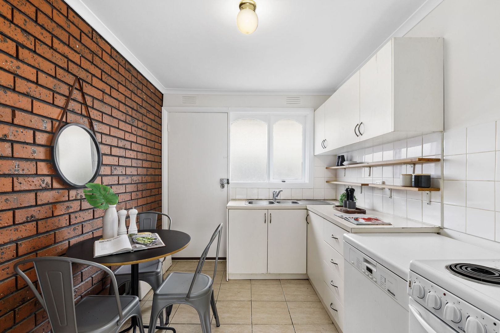 1/58 Heller Street, Brunswick West VIC 3055, Image 2