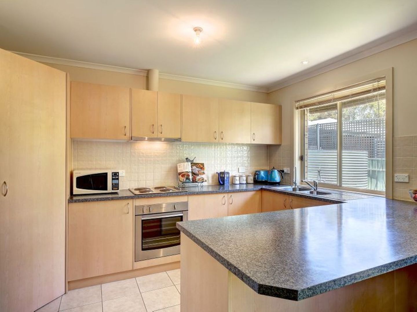 2/6 Mount Torrens Road, Lobethal SA 5241, Image 2