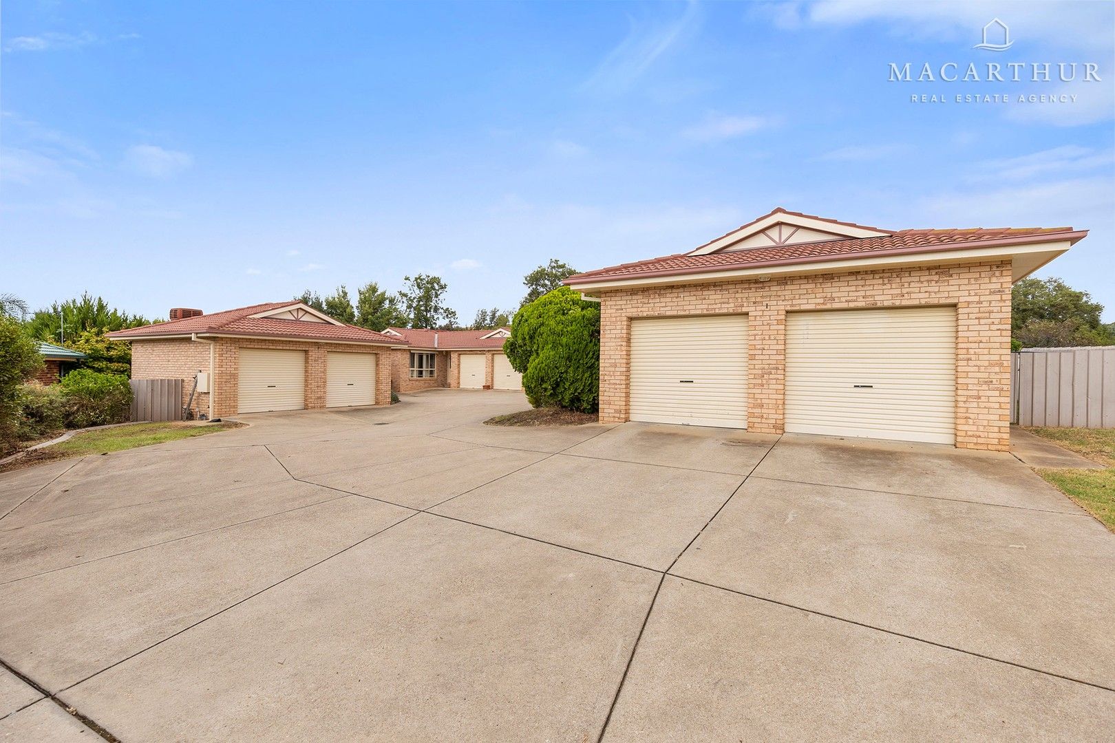 1/23 Kirrang Avenue, Glenfield Park NSW 2650, Image 0