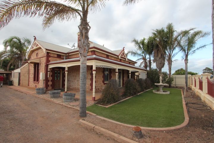 9 Wellington Road, Cowell SA 5602, Image 0