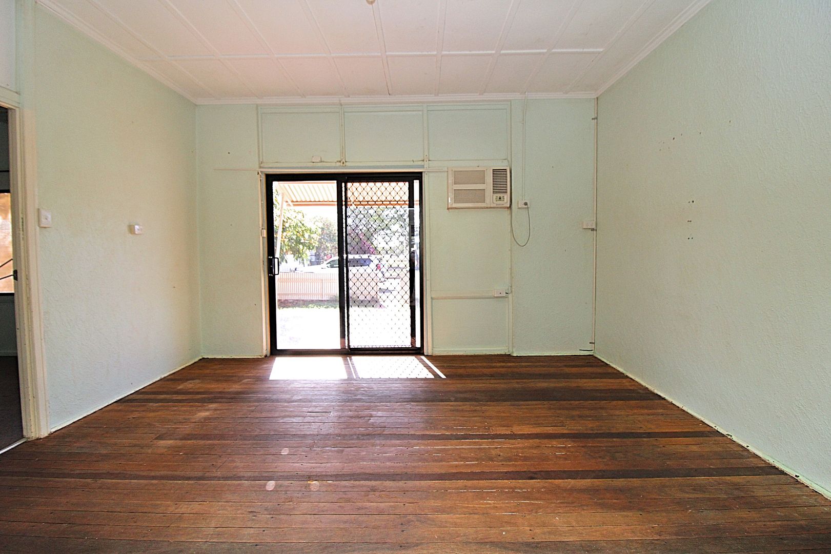 108 Uhr St, Cloncurry QLD 4824, Image 2