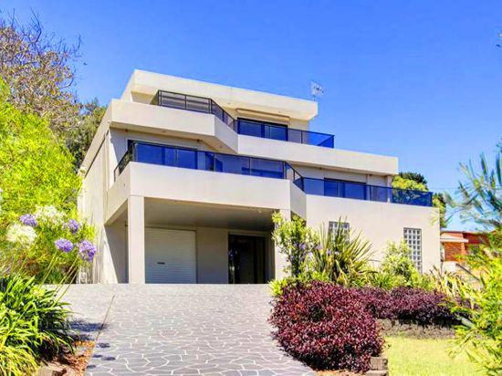 13 Spoon Bay Road, Forresters Beach NSW 2260