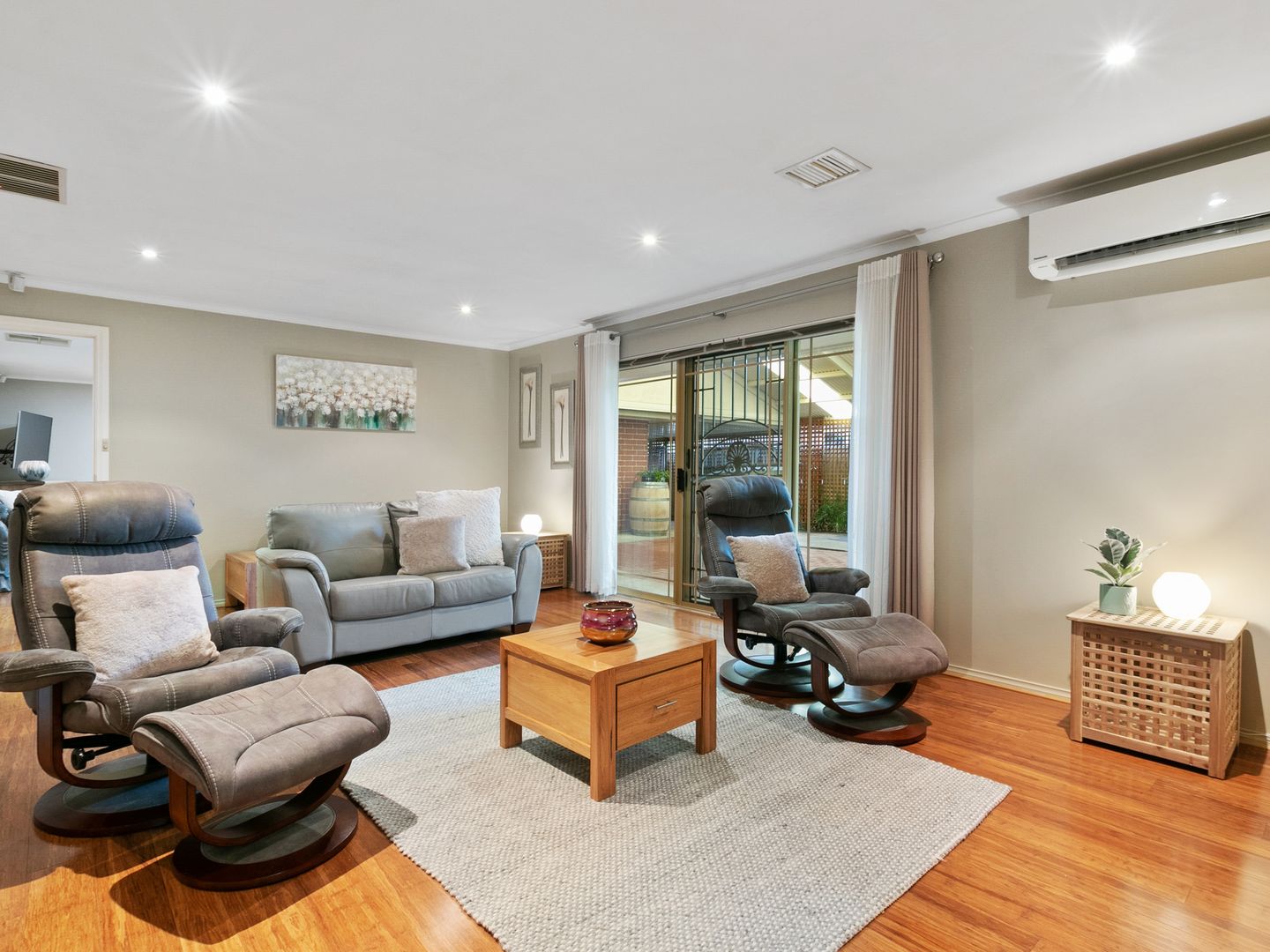 21 Brabham Grove, Aberfoyle Park SA 5159, Image 2