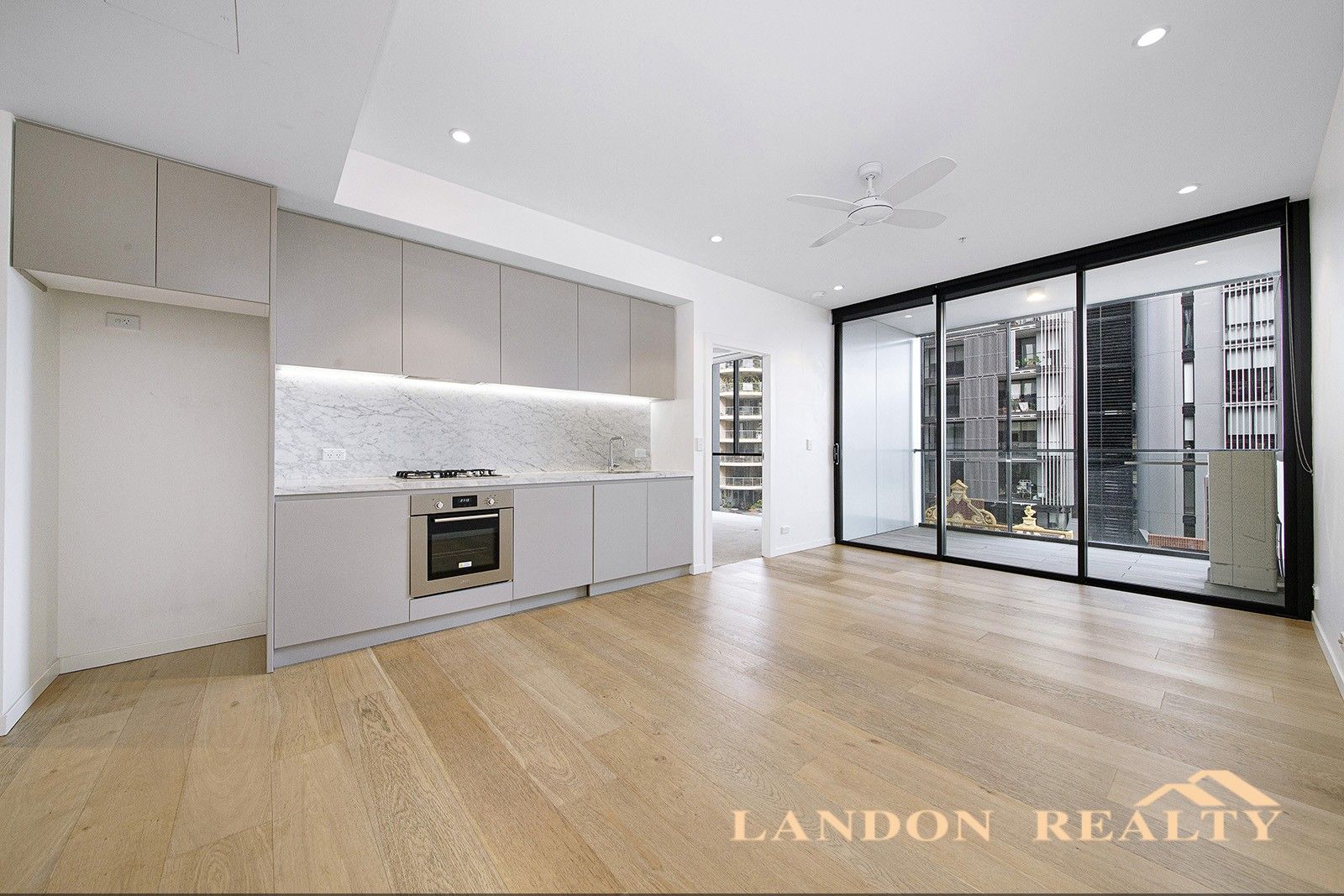 1 bedrooms Apartment / Unit / Flat in 404/306 Oxford St BONDI JUNCTION NSW, 2022
